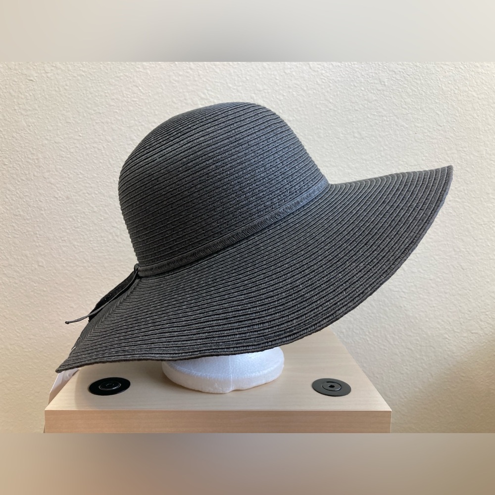 Time and Tru Black Wide-Brim Straw Sun Hat Size OS